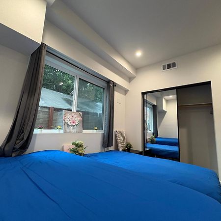 The Blue Hostel Los Angeles Exterior photo